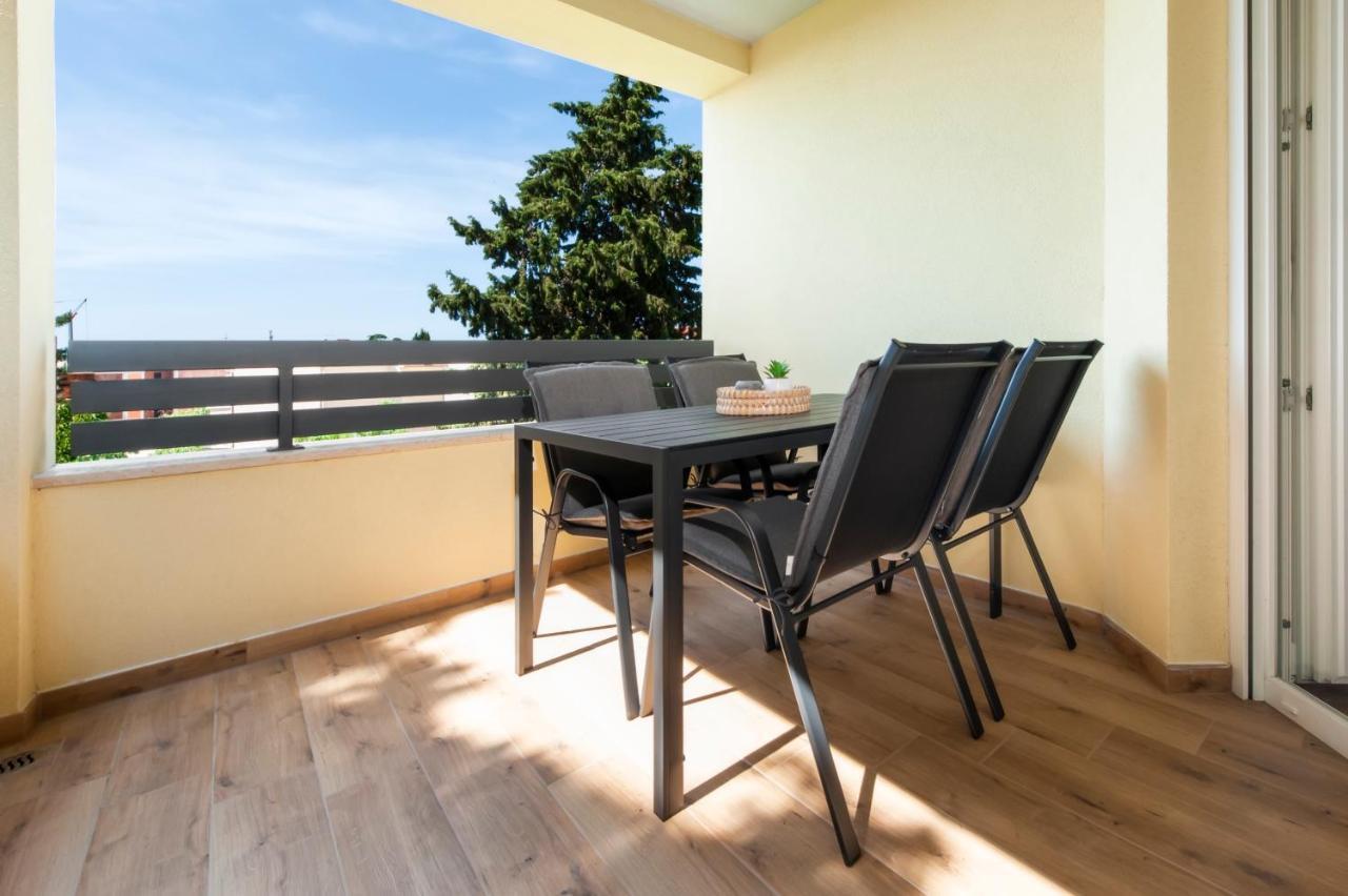 Apartments Sunrise & Sunset Rovinj Exterior photo