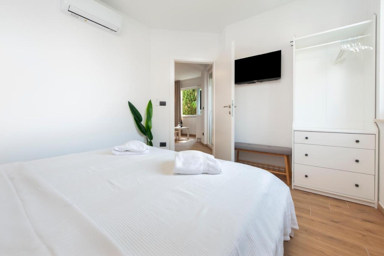 Apartments Sunrise & Sunset Rovinj Exterior photo